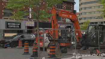Busy Spadina-Bloor intersection closed all week for road work