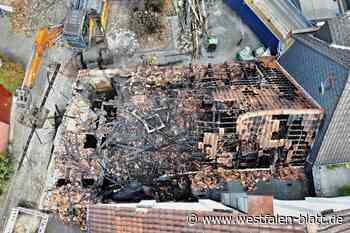 Nach Brandanschlag: Abriss der Stevia-Bar in Herford hat begonnen