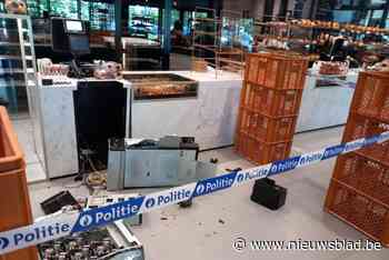 Dieven kraken betaalautomaten in The Bakery in Eisden