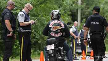 Lethbridge police issue tickets during Hells Angles gathering, Street Machine event
