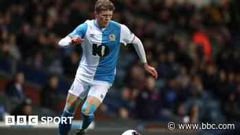 Whitehall signs new Blackburn contract after injury