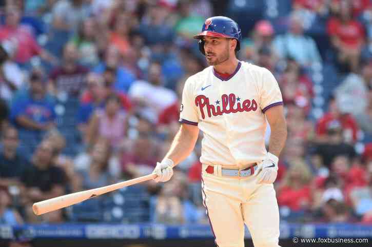 Former MLB all-star steps up to the plate for fellow athletes to avoid 'horror stories' of going broke
