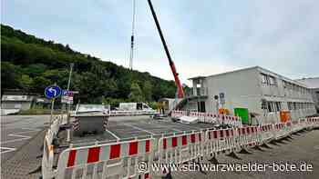Nagolder Großbauprojekt: Zellerschule – die Container-Klassenzimmer   stehen bereits