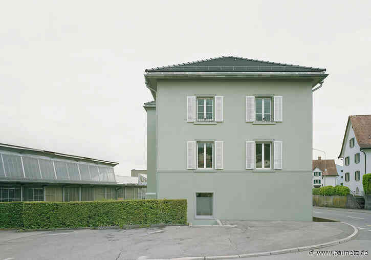 Landi-Stuhl als Fensterladen
 - Umbau eines Wohn- und Geschäftshauses in Wädenswil von Hosoya Schaefer Architects