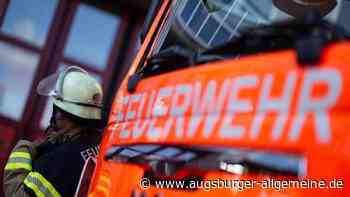Feuerwehr rückt zu Brand aus und wird dabei in Unfall verwickelt