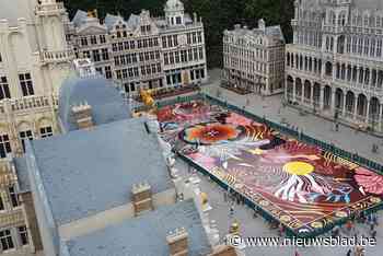 Mini-bloementapijt siert nu al Brusselse Grote Markt in Mini-Europa