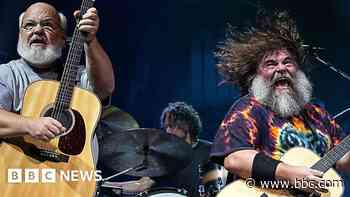 Jack Black axes tour over bandmate's Trump comment