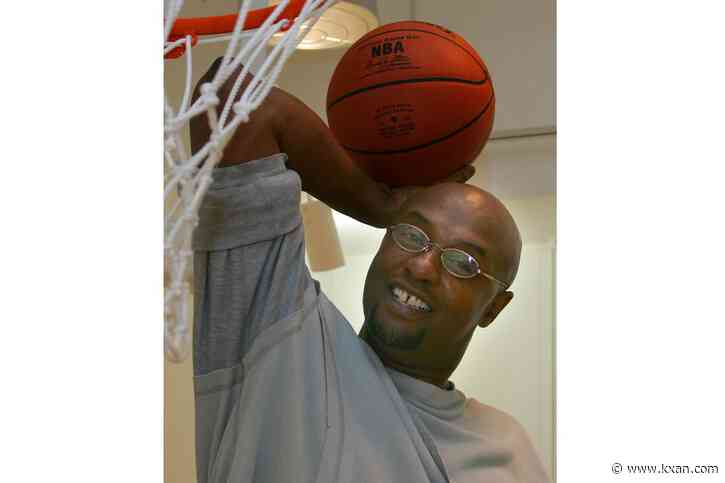 Joe 'Jellybean' Bryant, the father of Kobe Bryant, dies at 69