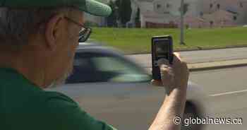 Calgary man uses own radar to show police that drivers are speeding in neighbourhood