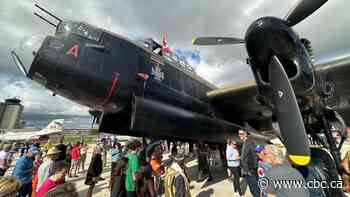 Rare WW II Lancaster bomber returns to Winnipeg, offers 'very emotional experience' for some