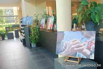 Fototentoonstelling in gemeentehuis brengt dementie in beeld