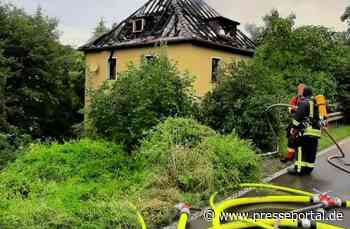 LPI-NDH: Leerstehendes Wohnhaus in Vollbrand