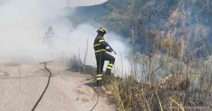 Matera, due vigili del fuoco morti: cercavano di spegnere un incendio nei campi di Nova Siri