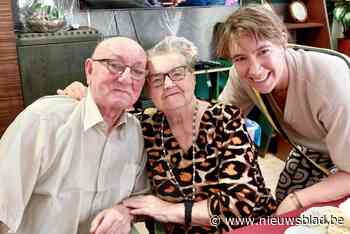 “Twee jaar lang schreven ze liefdesbrieven naar elkaar, elke dag”: Roger en Paula vieren zeventig jaar huwelijk