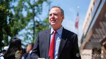 "Nation am Scheideweg": Einflussreicher Demokrat stellt sich gegen Biden