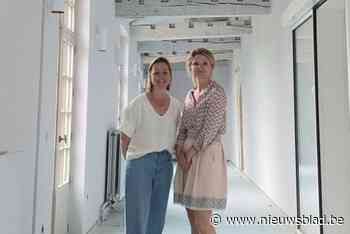 Bibliotheek neemt opnieuw intrek in Kasteel van Egmont en sluit enkele weken door verhuis