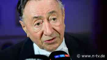 Baulöwe in Lebensgefahr: Richard Lugner am Herzen notoperiert