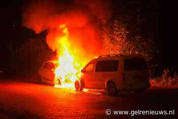 Vier autos verwoest door branden in Arnhem