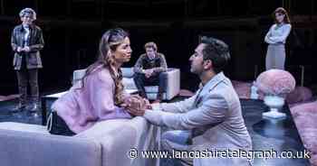 Royal Exchange extends run for Importance of Being Earnest