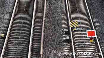 Betrunkener (22) stürzt in Gleisbett – Triebfahrzeugführer (49) erleidet Schock