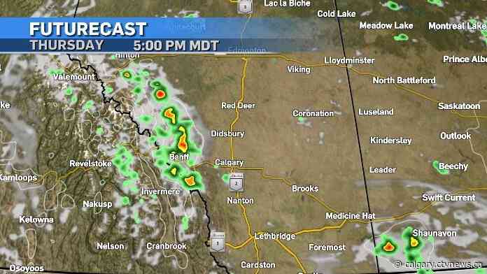 Isolated showers, thunderstorms possible Thursday, temps to hit 35 C next week