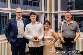 Anton wint tweede Anne Frankprijs op school