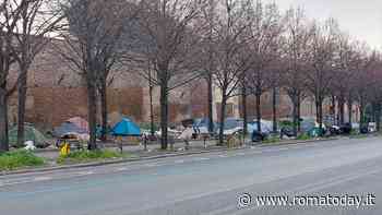 Viale Pretoriano, arriva la cancellata anti-tendopoli