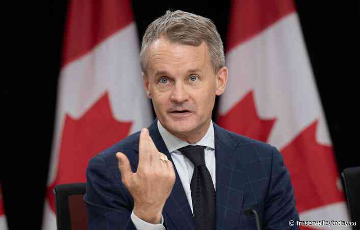 Labour Minister Seamus O’Regan leaving cabinet, sources say
