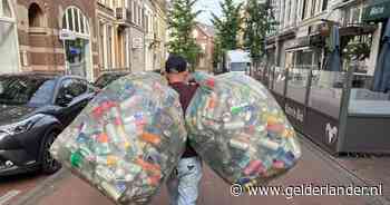 Blikjesman Richard casht duizenden euro's bij Vierdaagsefeesten: 'Ik koop ze zelfs op bij anderen’