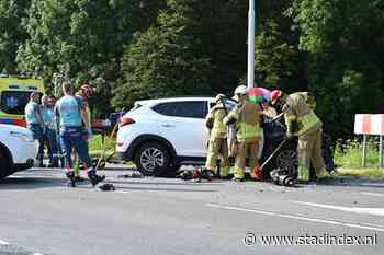 Deel van Dronterweg afgesloten vanwege ongeluk met twee gewonden