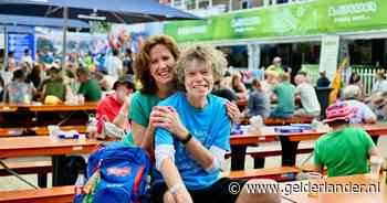 Hans (63) heeft alvleesklierkanker en loopt tussen de chemo’s door de Vierdaagse: ‘Niet opgeven, niet opgeven’
