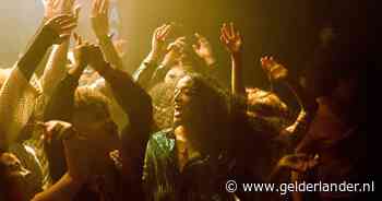 Drugsgebruik stagneert in Amsterdams uitgaansleven: ‘Prioriteiten gen Z liggen anders’