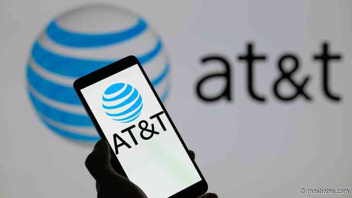 Senators press AT&T on why it stores call records on a third-party 'AI data cloud'