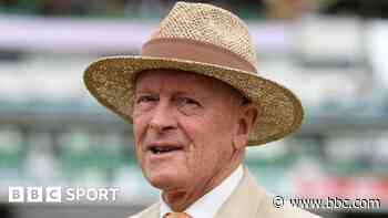 Boycott has surgery on throat cancer