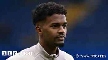 Wigan sign midfielder Francois after Fulham exit