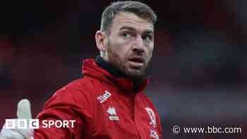 Salford City sign goalkeepers Jones and Young