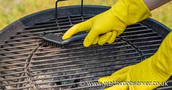 How to clean BBQ in quickest way with 12p household item
