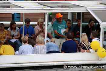Op deze boot is alles om te lachen: lachclub uit Destelbergen vaart voor 17de keer uit tijdens Gentse Feesten