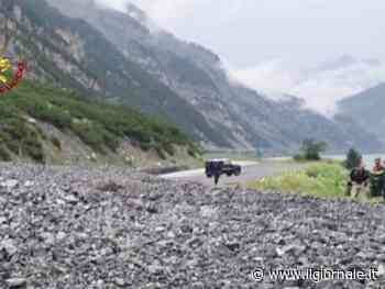 La "bomba d'acqua" e poi la frana: automobilisti bloccati in galleria a Livigno