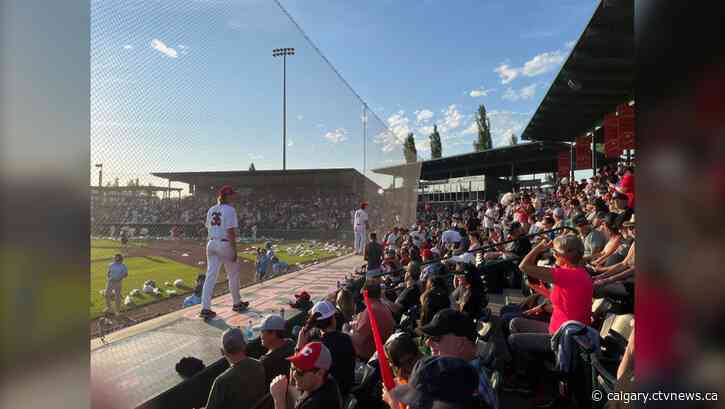 Dawgs get back to winning ways with 4-3 win over Moose Jaw Miller Express