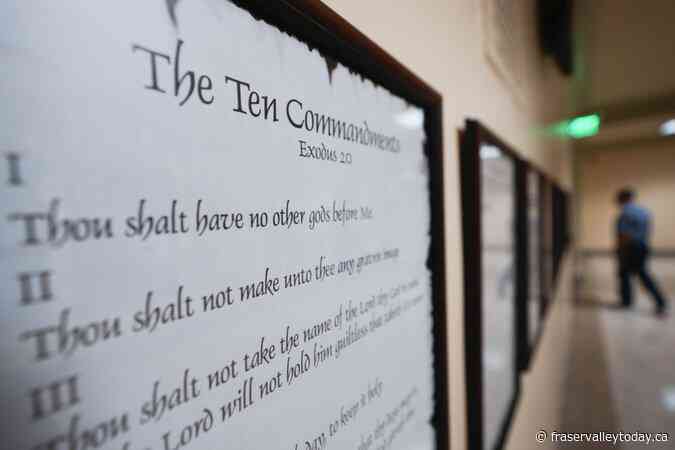 Ten Commandments won’t go in Louisiana classrooms until at least November as lawsuit plays out