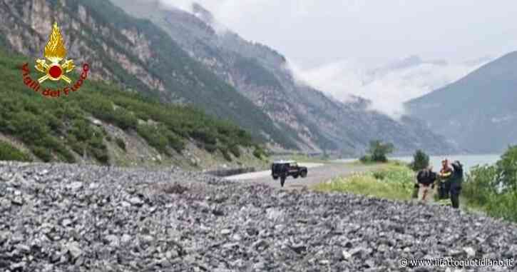 Livigno, smottamento dopo temporale. Automobilisti e motociclisti soccorsi dai vigili del fuoco