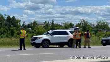 Collision snarls Highway 400 traffic south of Barrie