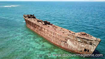 A Hidden Graveyard of 18th Century Ships Makes Hawaii's Shipwreck Beach