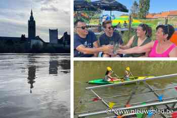 Acht maanden na historische overstroming beleeft dorp plezier aan rivier: “Ook nu is de premier welkom”