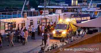 Gewonde bij steekpartij aan boord van asielschip in Arnhem
