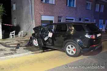 Auto belandt tegen gevel in Beerse