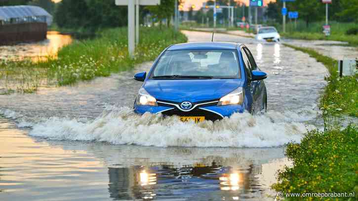 Noodweer trekt over: verzorgingshuis staat blank, straten ondergelopen