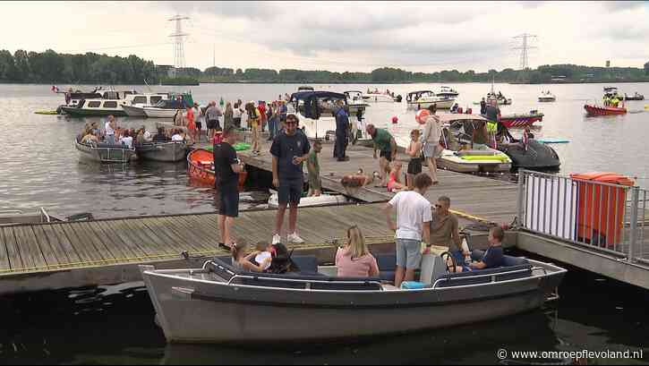 Almere - Almere Floats: Ibiza-vibe op en aan het Weerwater