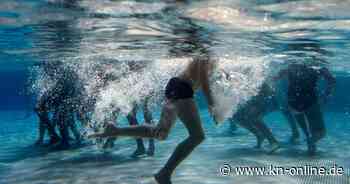 Elfjähriges Kind in Berliner Freibad fast ertrunken: Helfer starten Reanimation